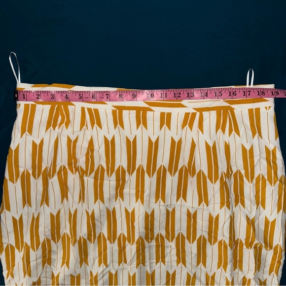 Pendleton Women's Goldenrod Arrow Viscose Skirt size 18 - Picture 3 of 6